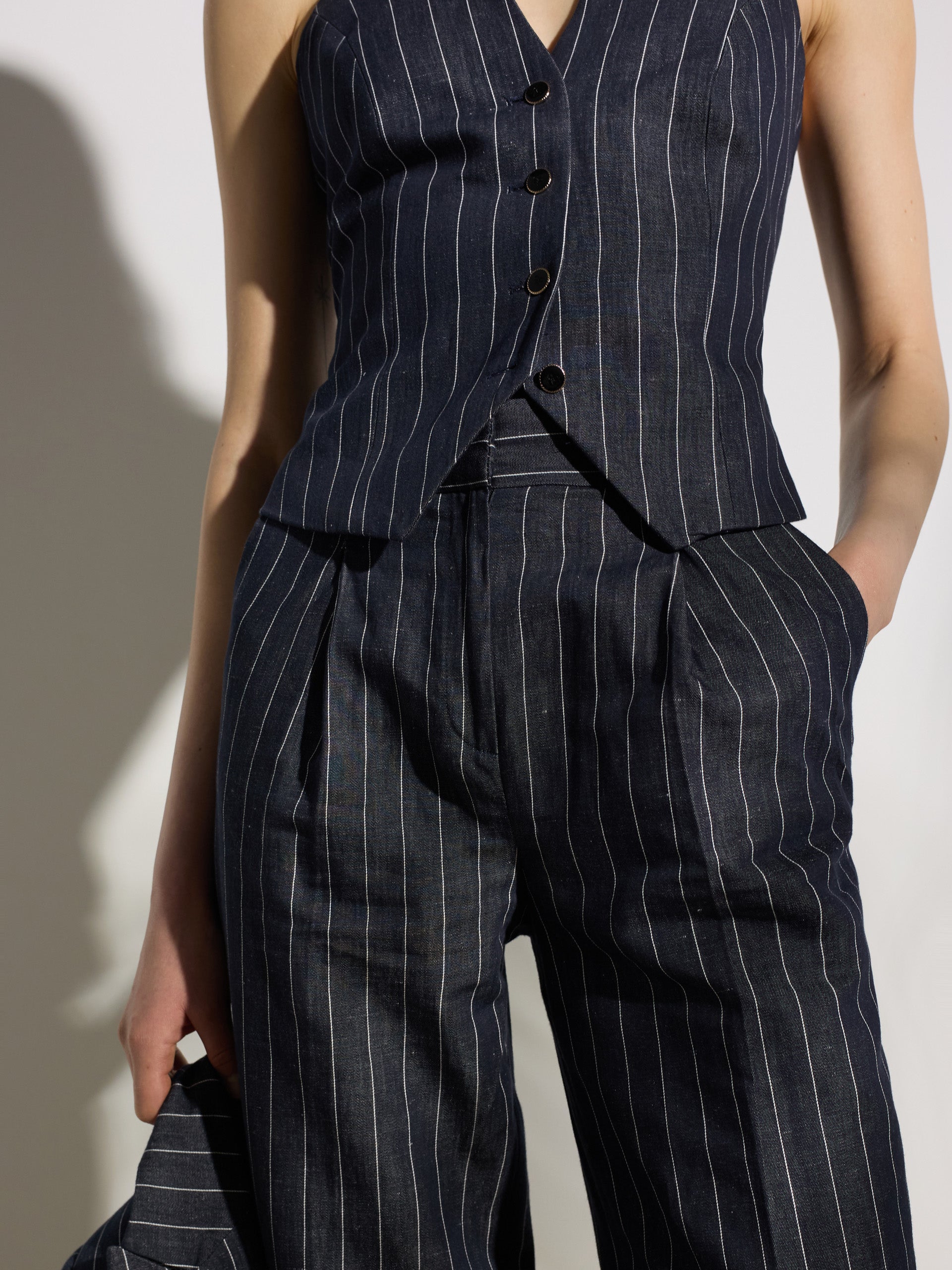 Pantalon unique raya diplomatica gris
