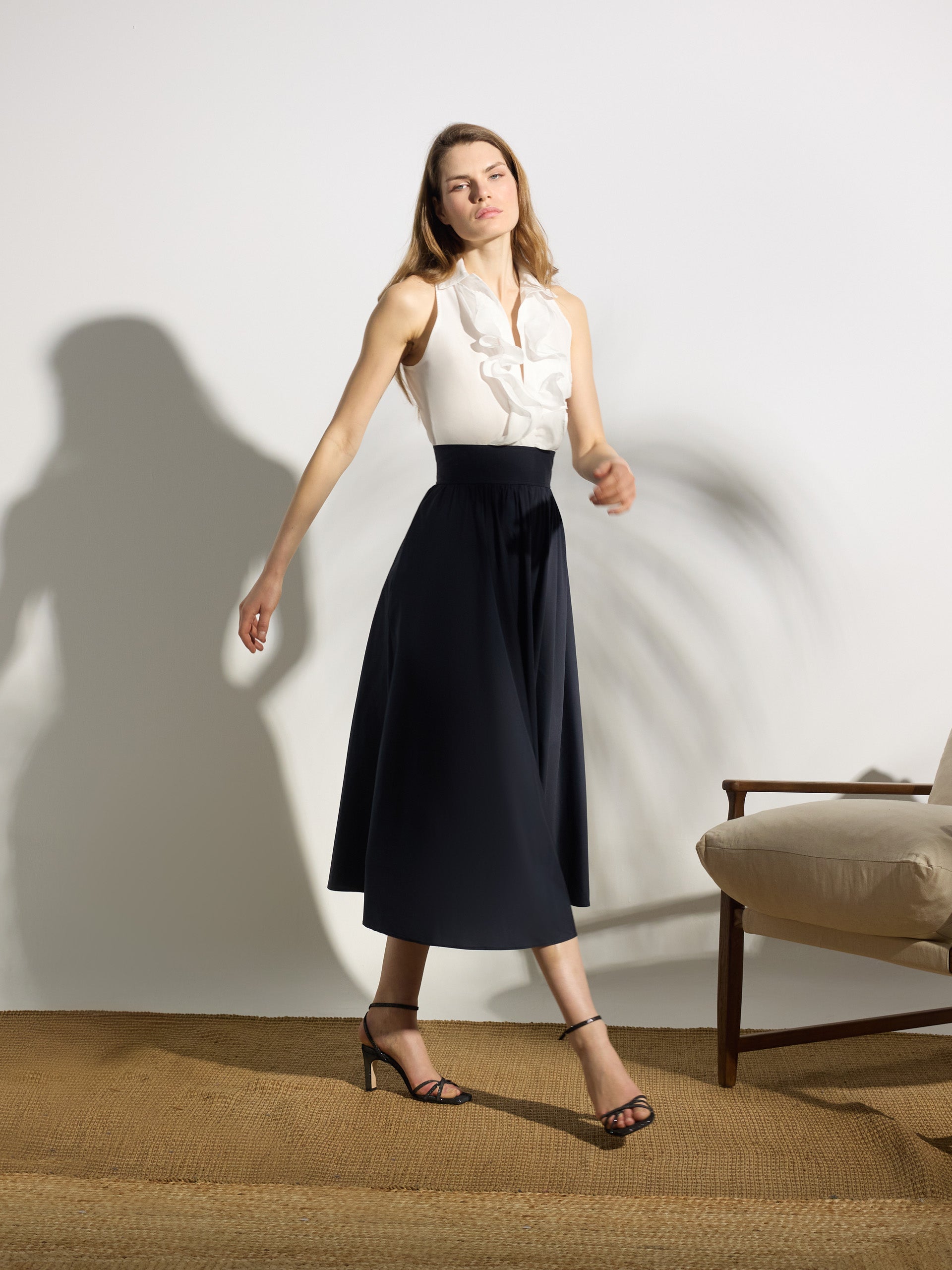 Vestido camisero único azul-marinho e branco