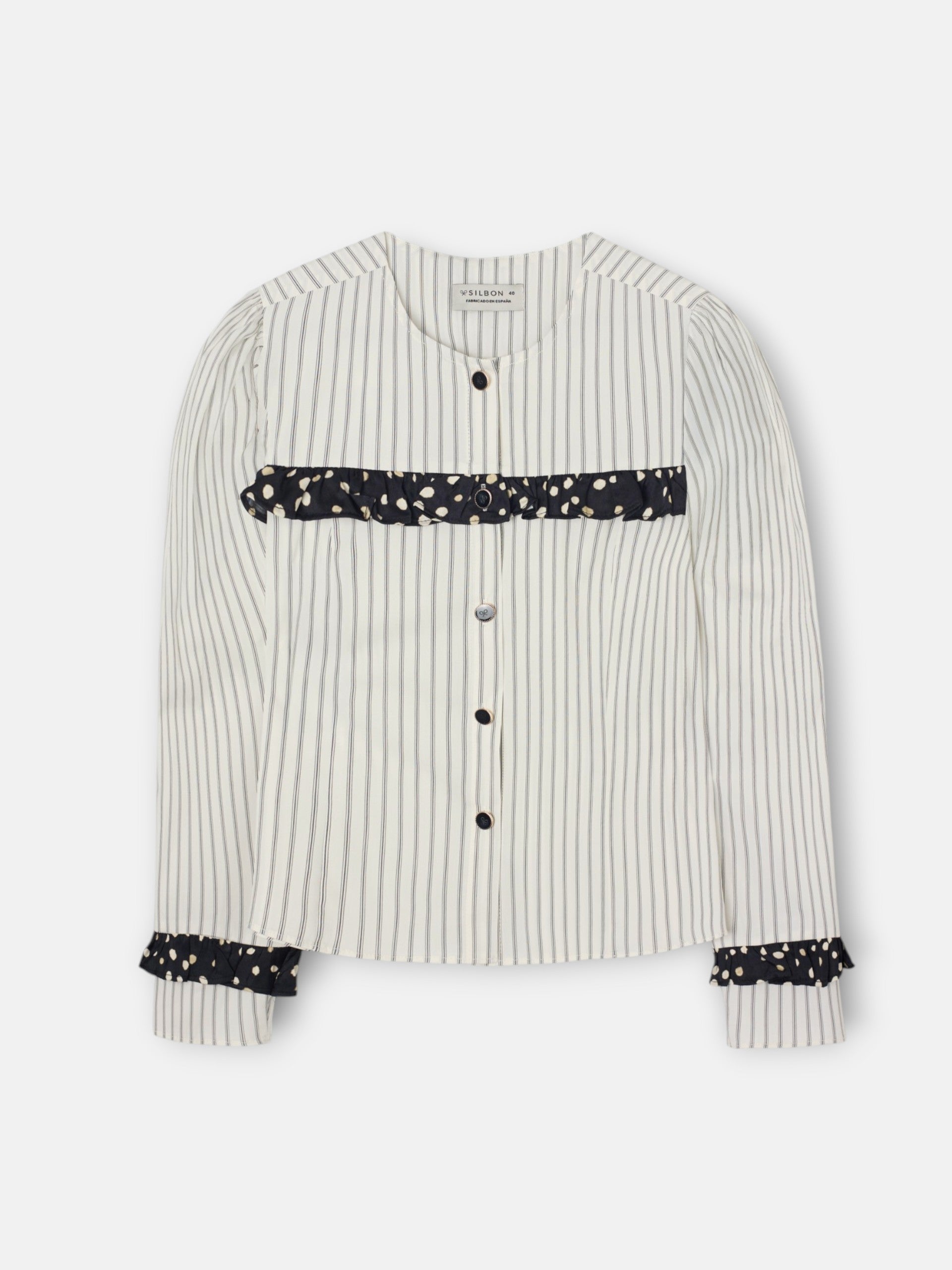 Camisa estampada combinada de riscas e bolinhas branca