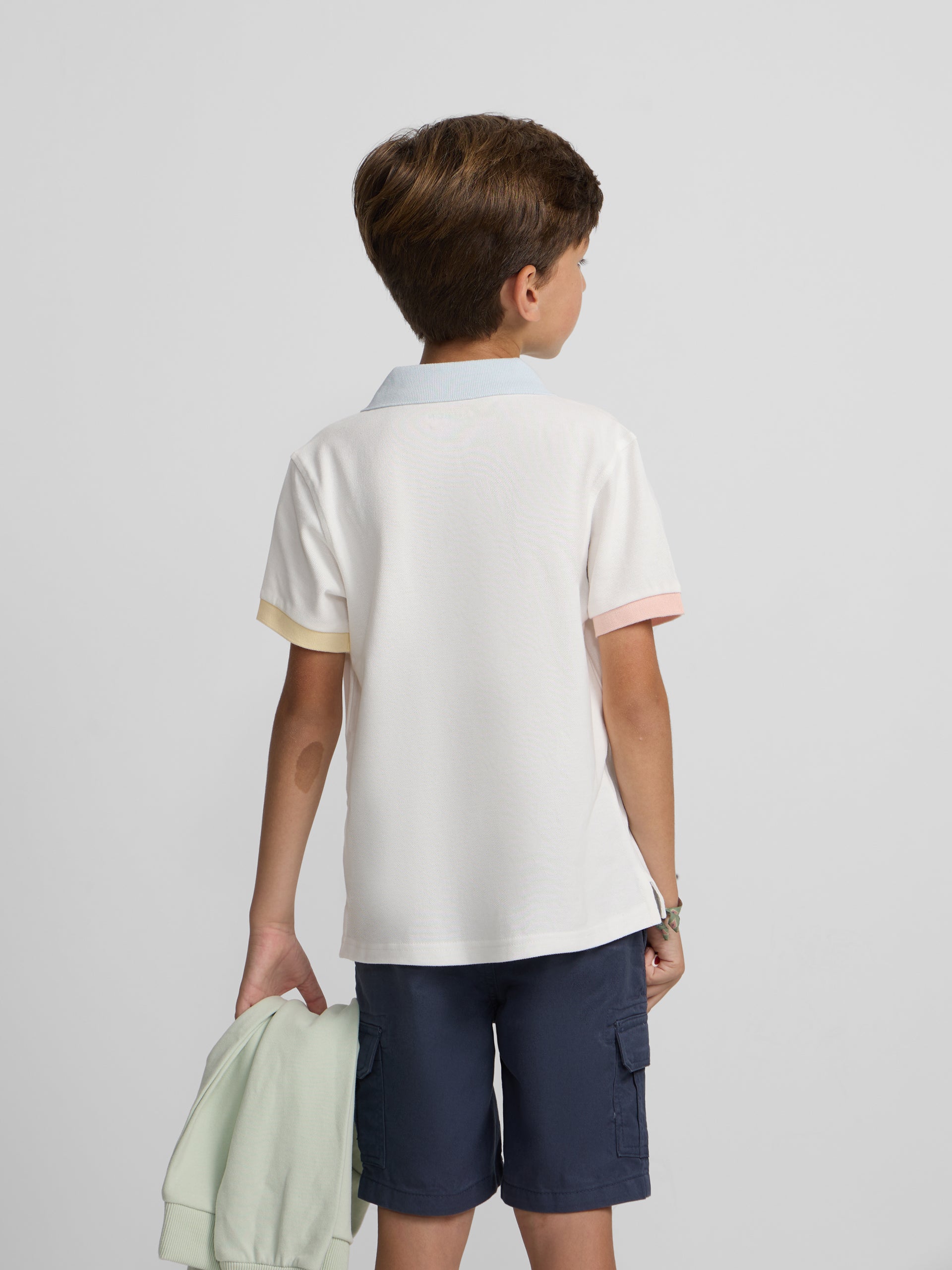 Polo kids ribete multicolor blanco