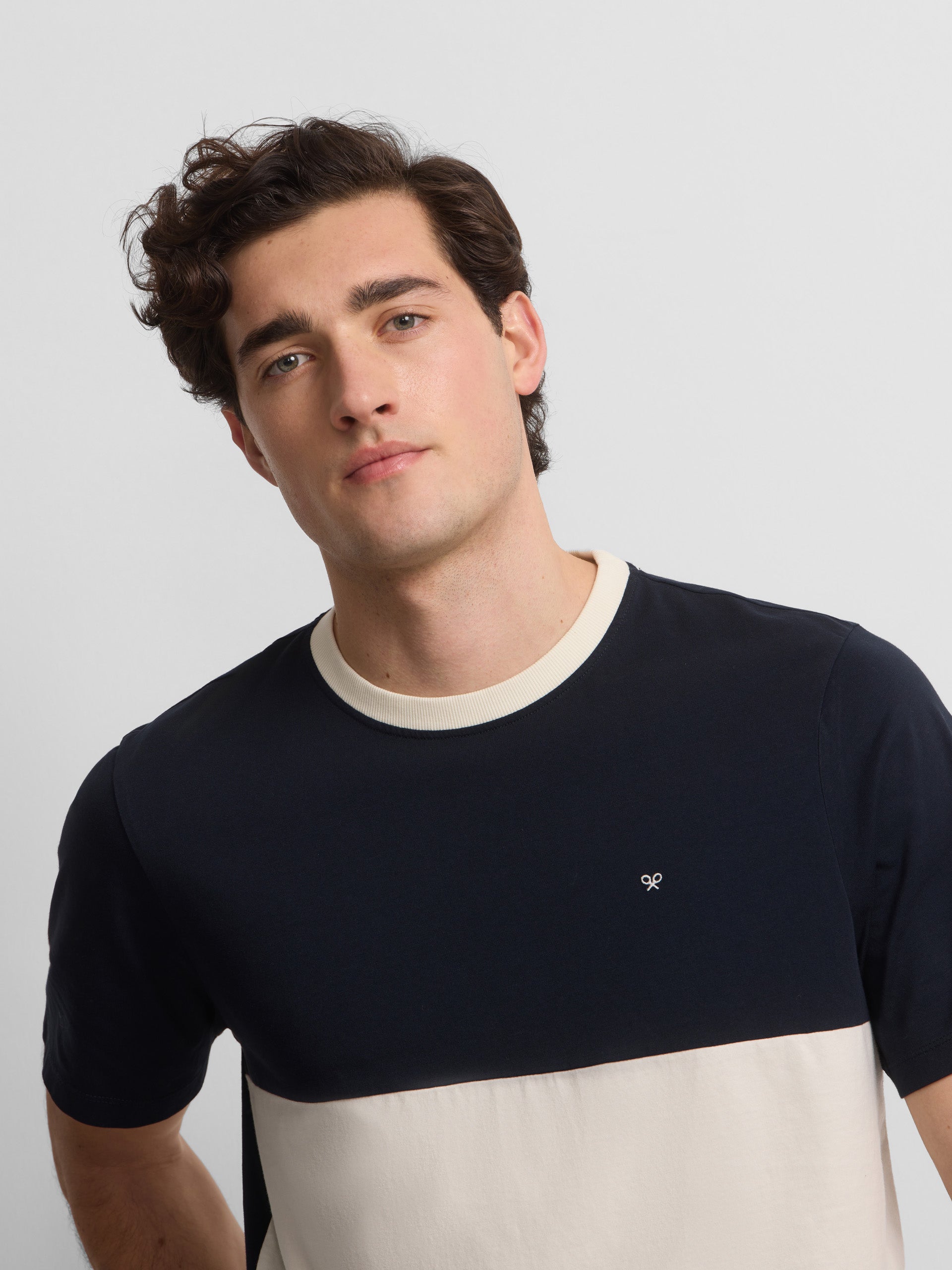 Navy blue cruise horizontal stripe t-shirt