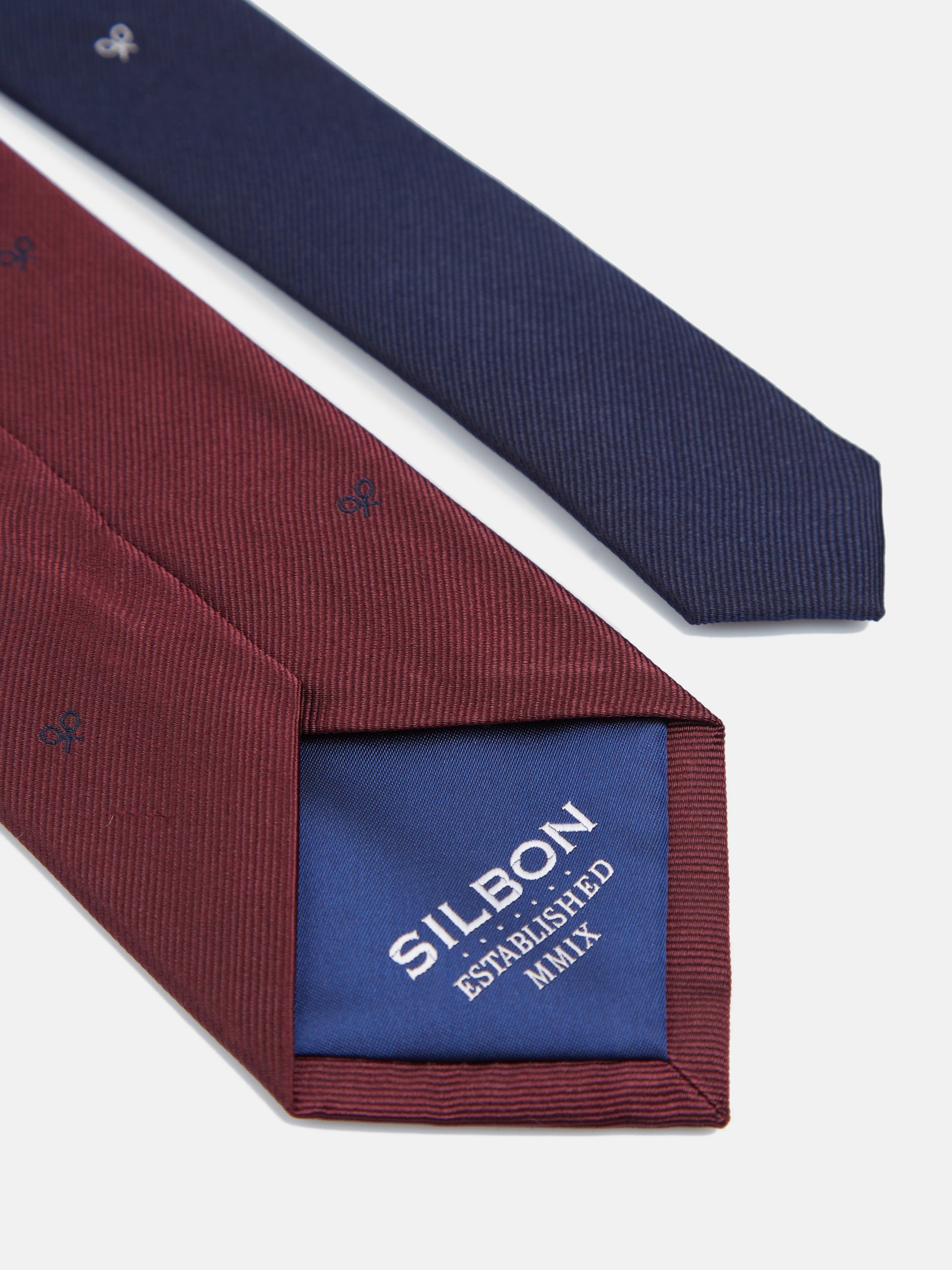 Cravate Silbon motifs raquettes bordeaux