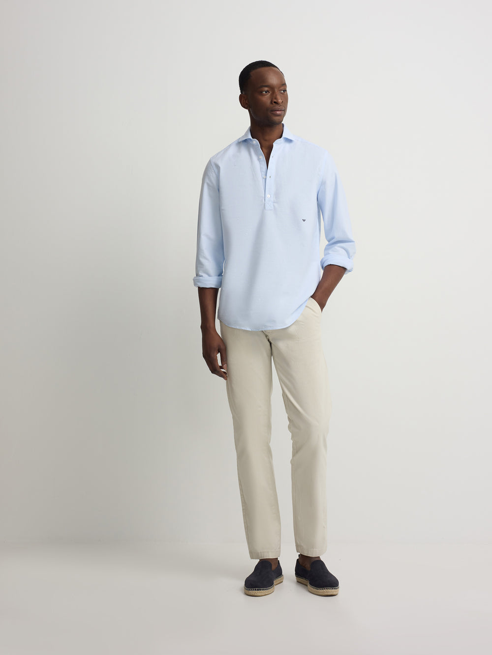 Polera sport oxford celeste