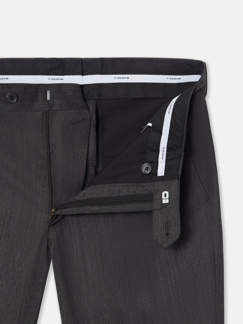 Pantalon de costume classique à chevrons gris