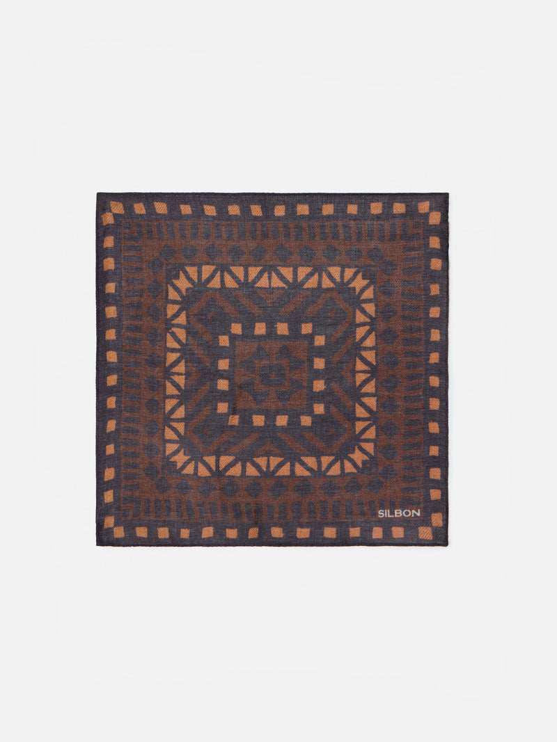 Pañuelo motivos etnicos marron