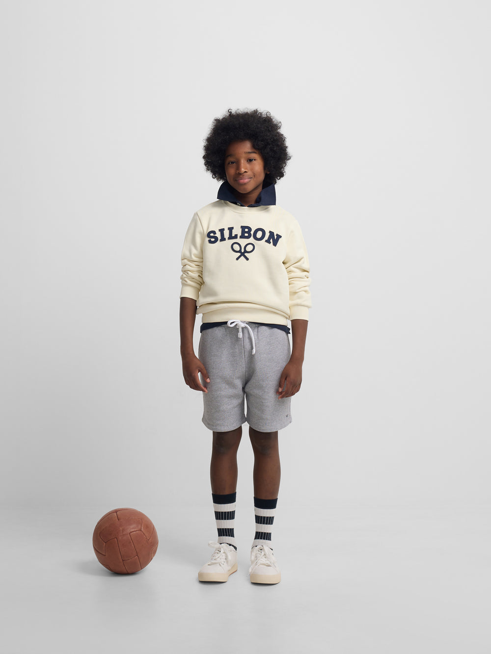 Bermuda deportiva kids gris