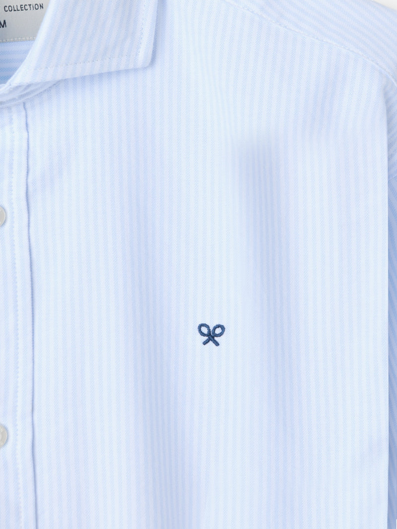 Oxford sport shirt with sky blue stripe cutaway