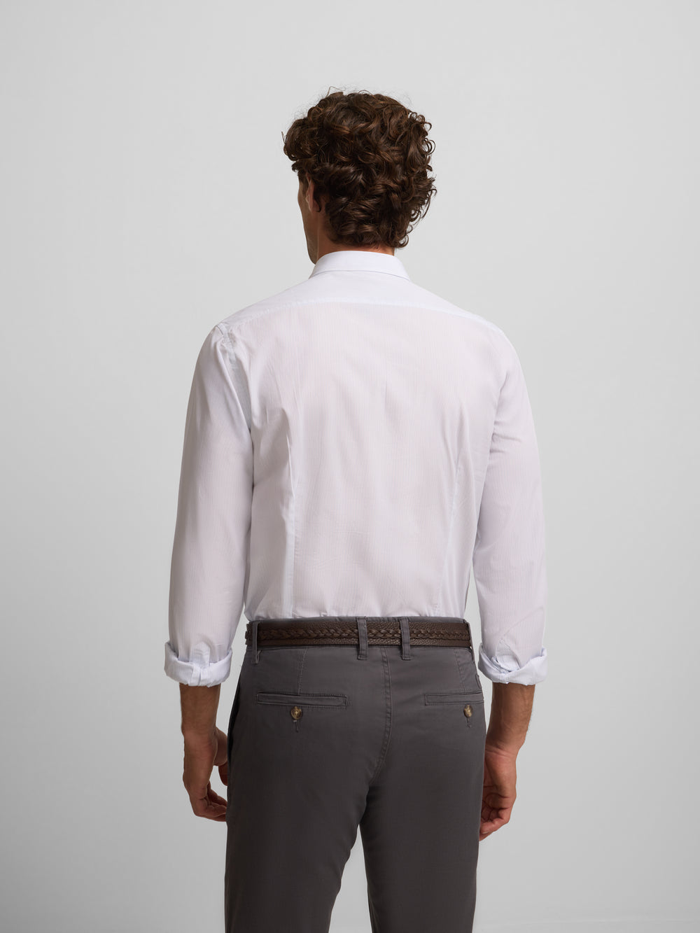 Chemise sport classique à fines rayures bleu ciel
