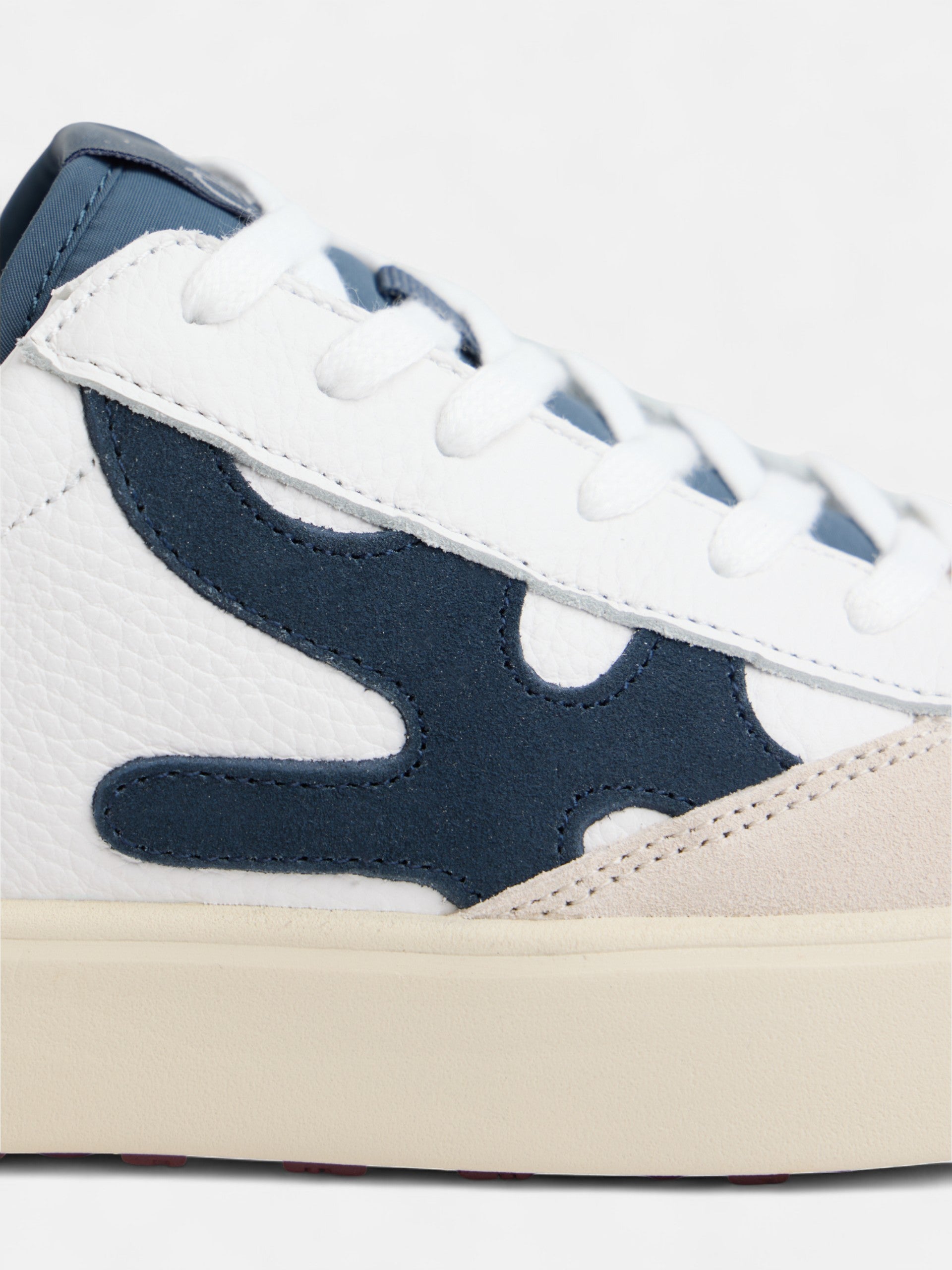 CLASSY09 blue sneaker