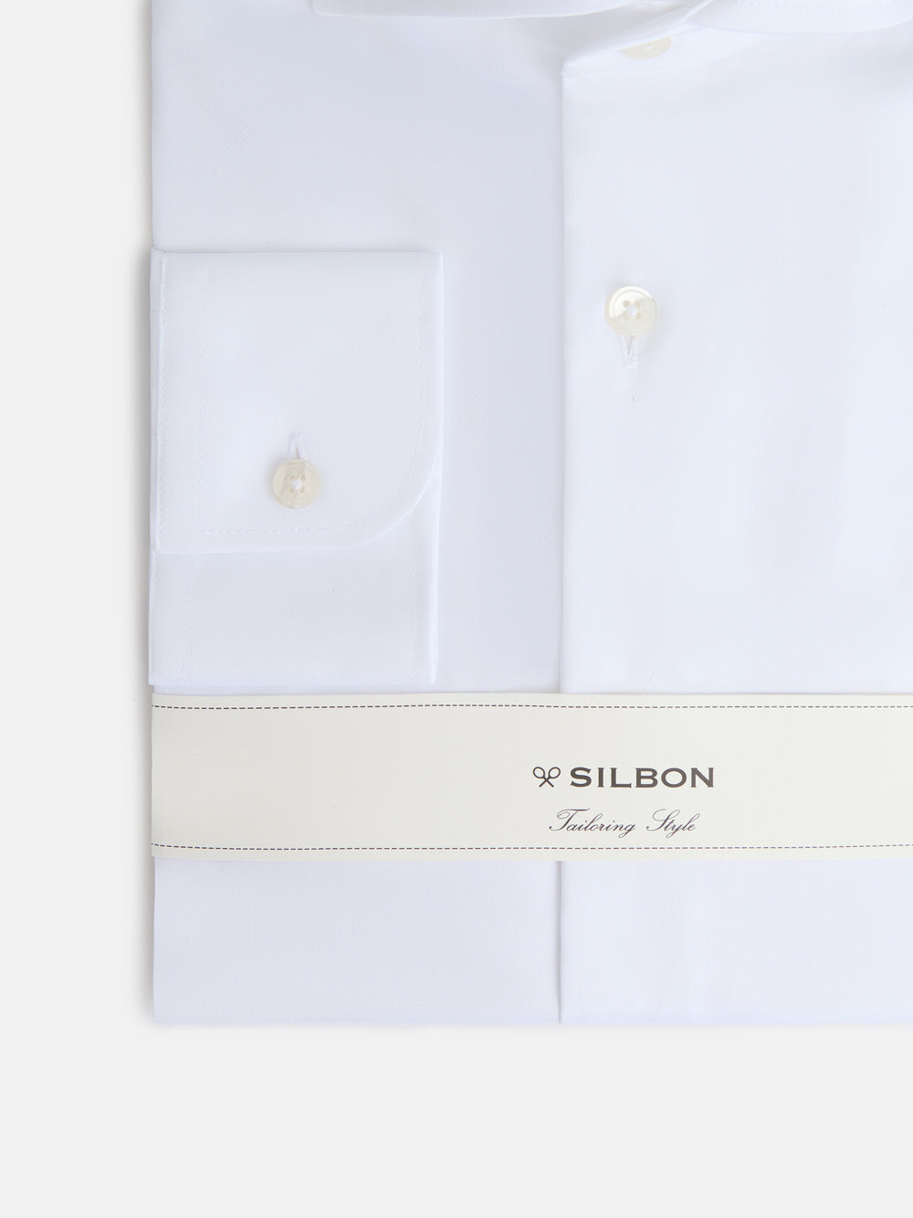 White easy iron dress shirt with single cuff