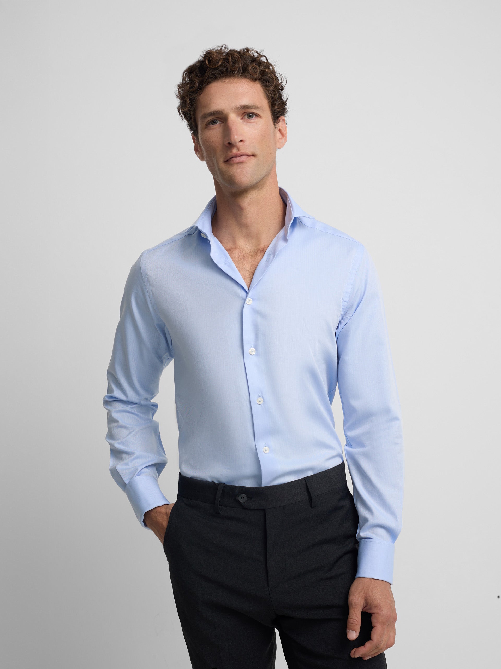 Chemise habillée chevrons poignet double bleu ciel