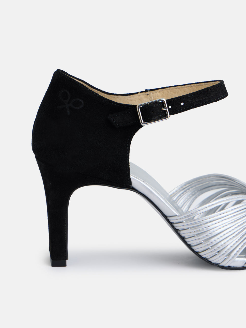 Sandalia tacon piel combinada negro y plata