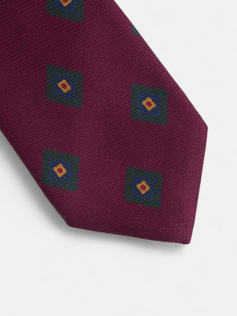 Burgundy geometric pattern silk tie