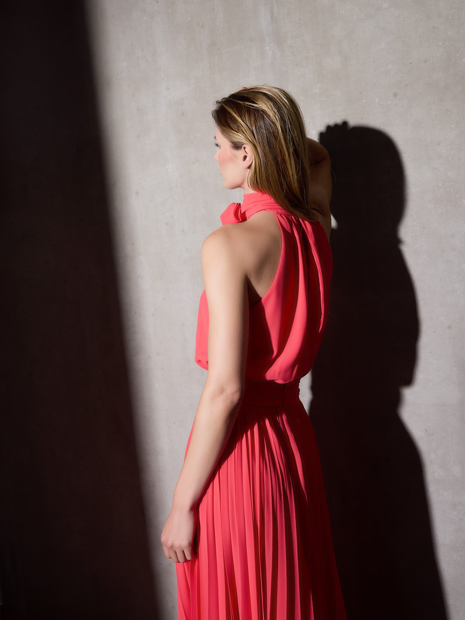 Vestido CaprileXSilbon plisado lazo coral