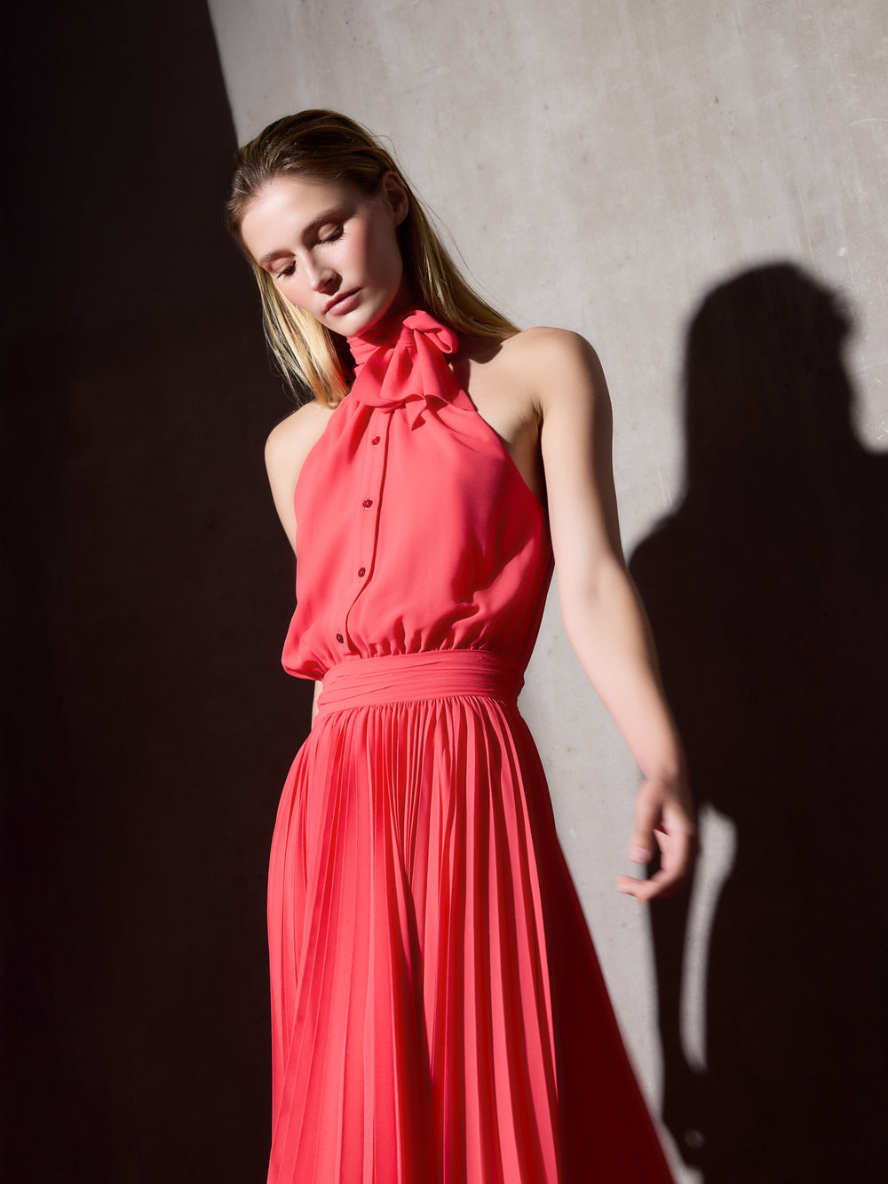 CaprileXSilbon pleated dress with coral bow