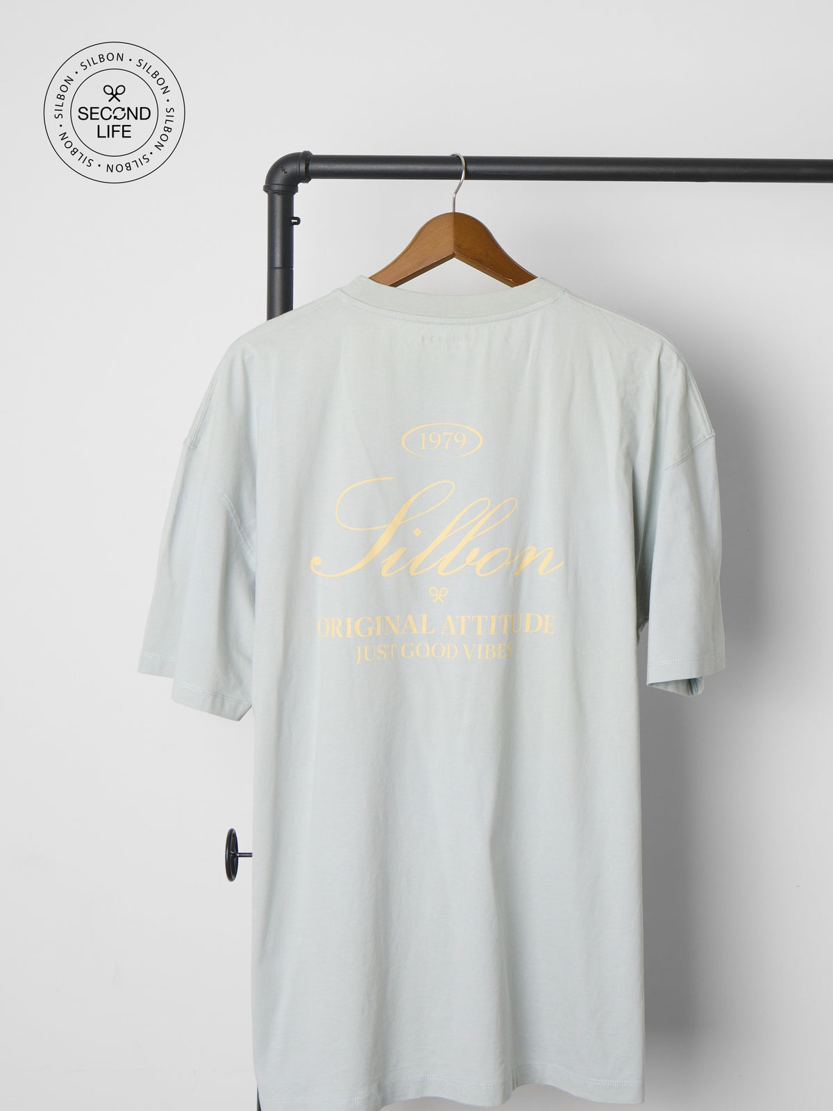 Camiseta second life