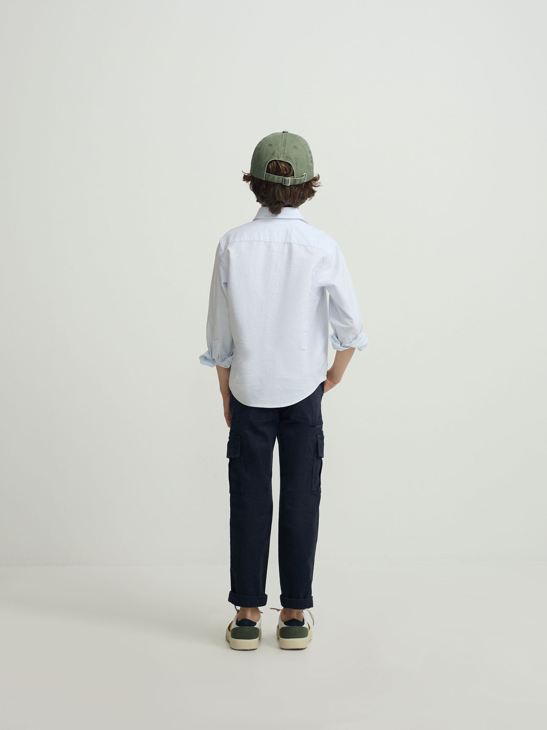 Kids' sport polo with blue vertical stripes