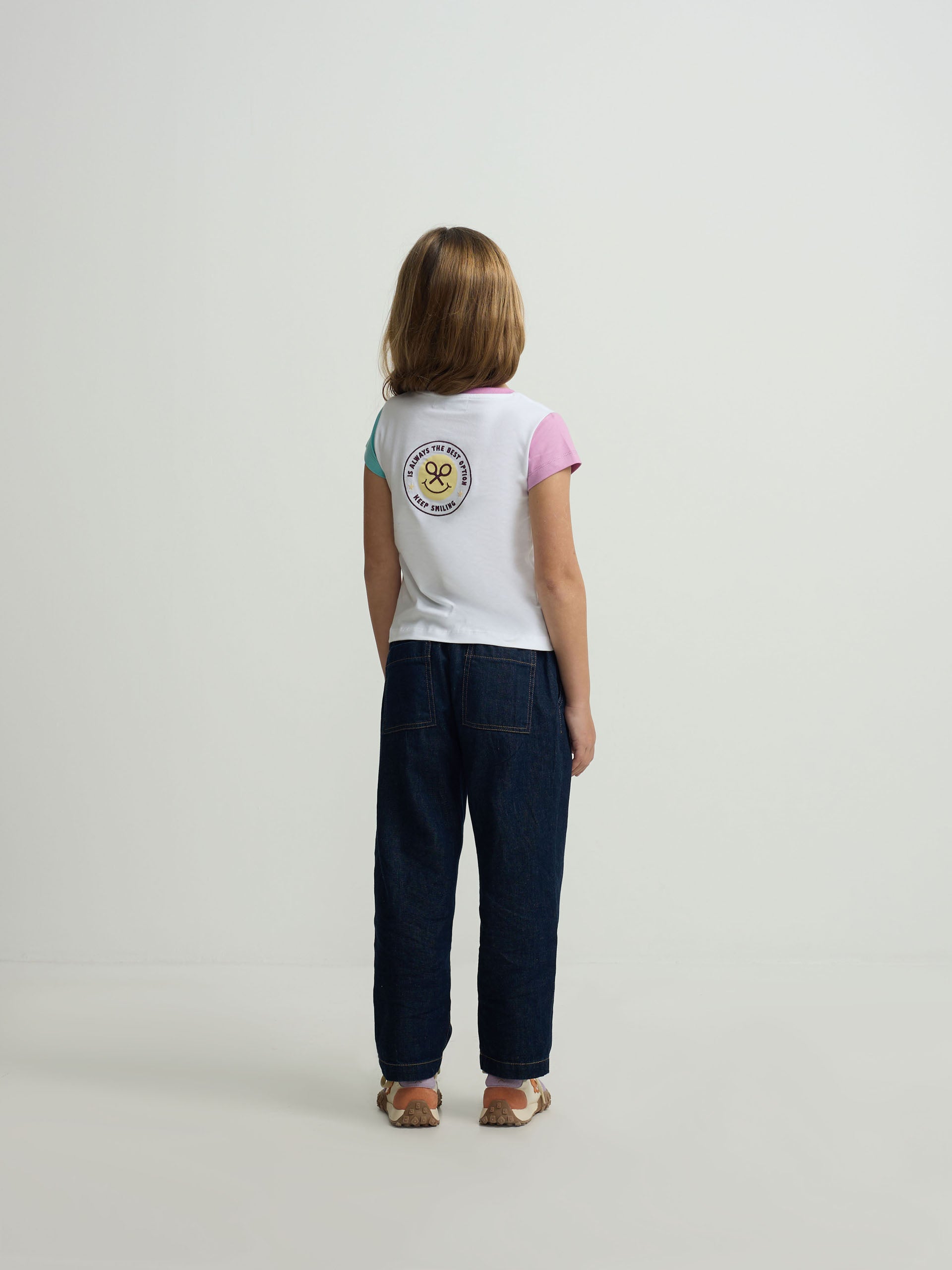 White girl’s t-shirt with bicolor sleeves