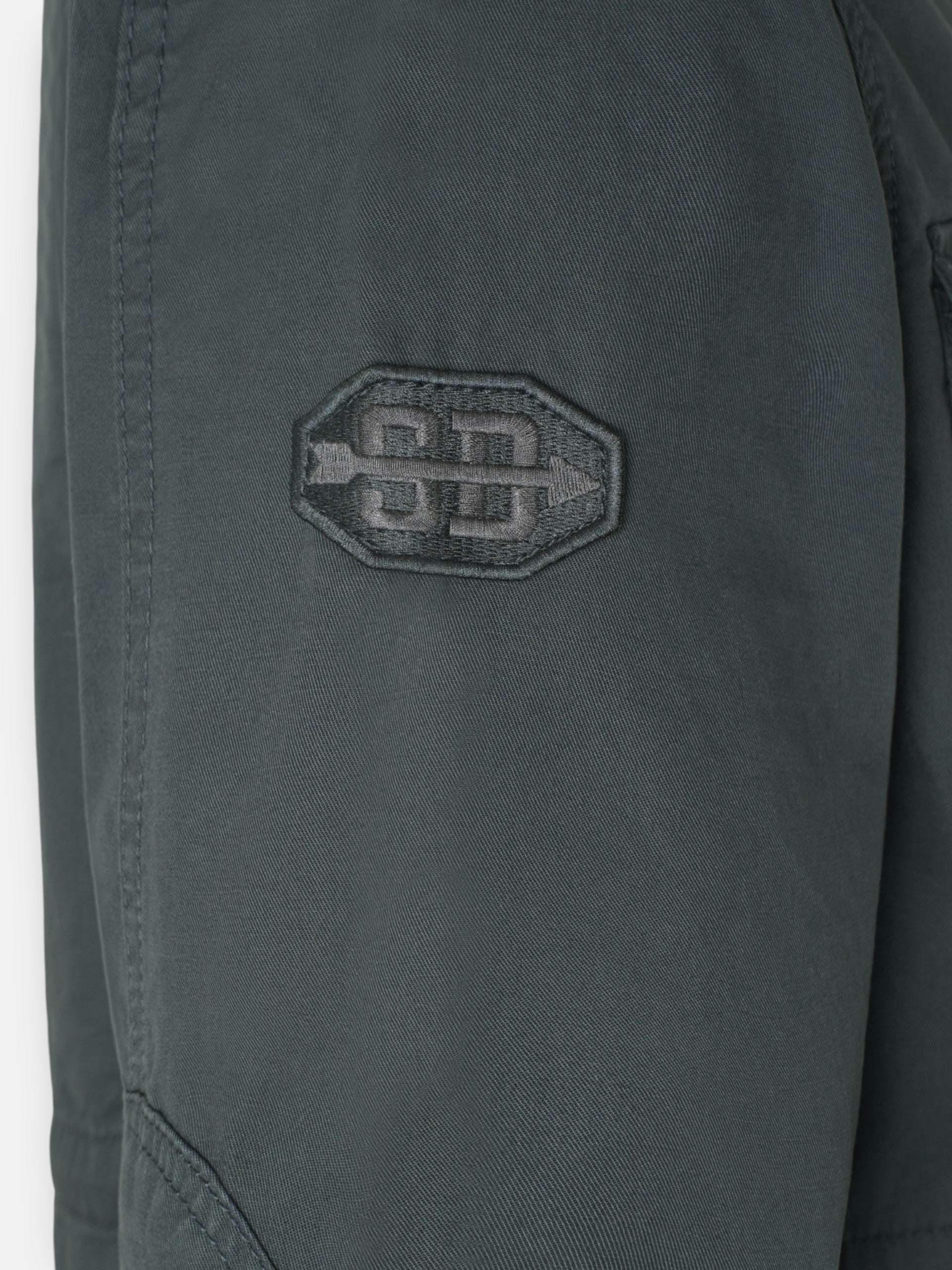 Chaqueta militar verde oscuro