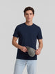 T-shirt lisa minilogo emblema azul-marinho