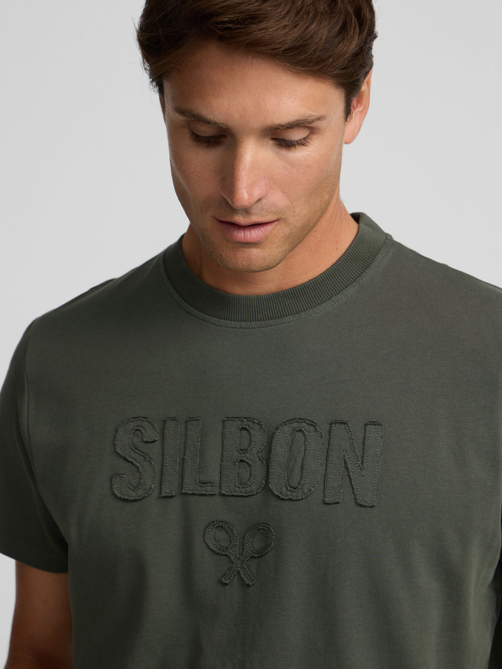 Camiseta silbon patch tono khaki