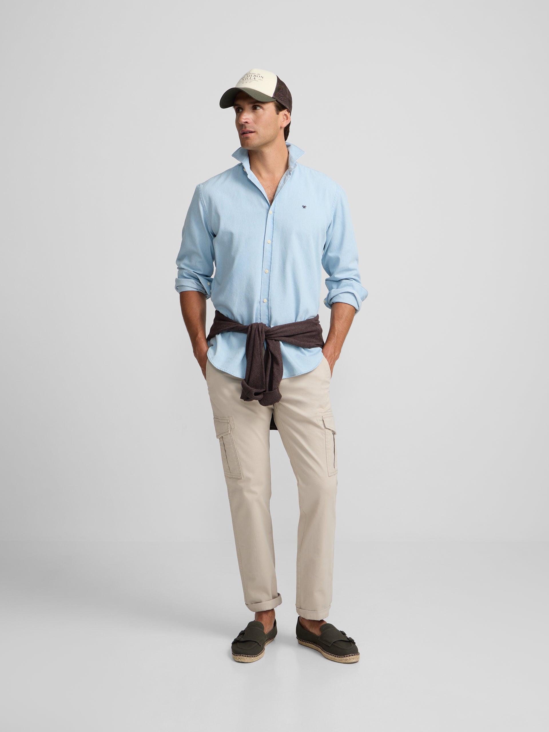 Chemise sport en denim col cutaway bleu clair