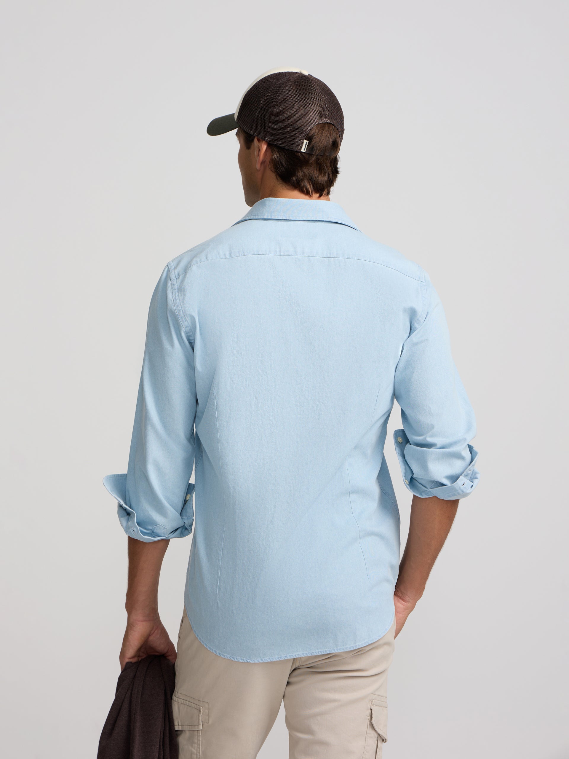 Chemise sport en denim col cutaway bleu clair