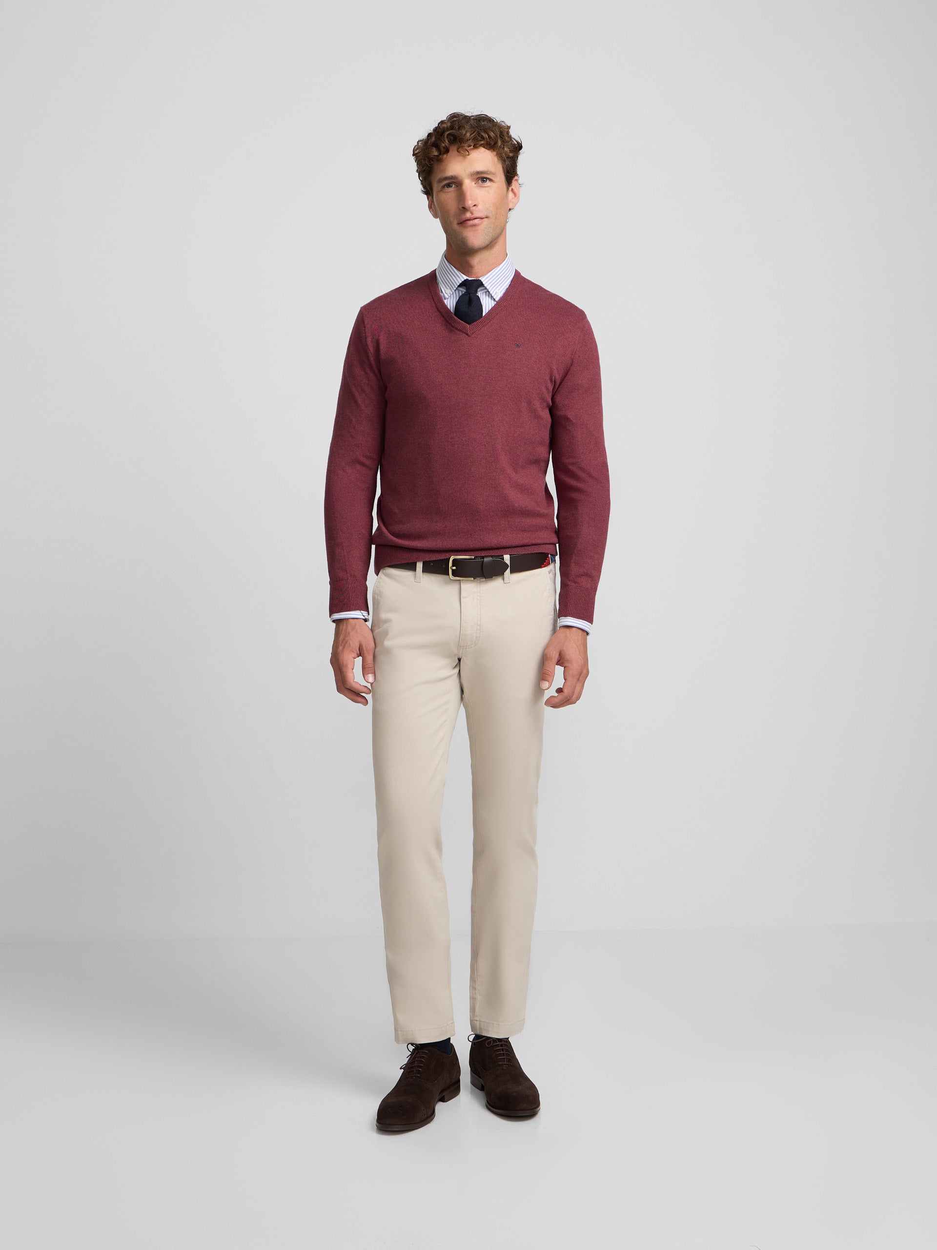 Pull col en V bordeaux