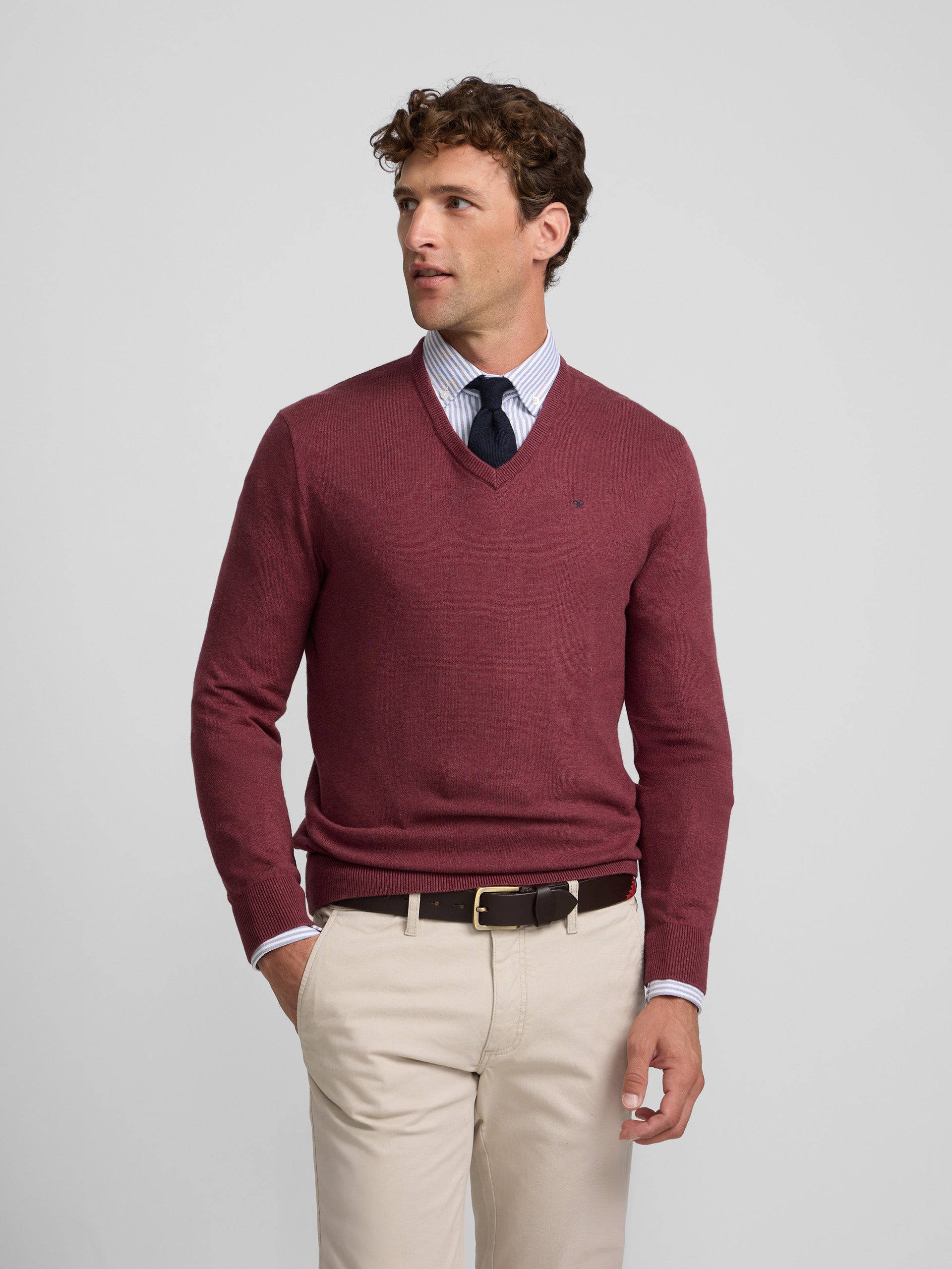 Pull col en V bordeaux