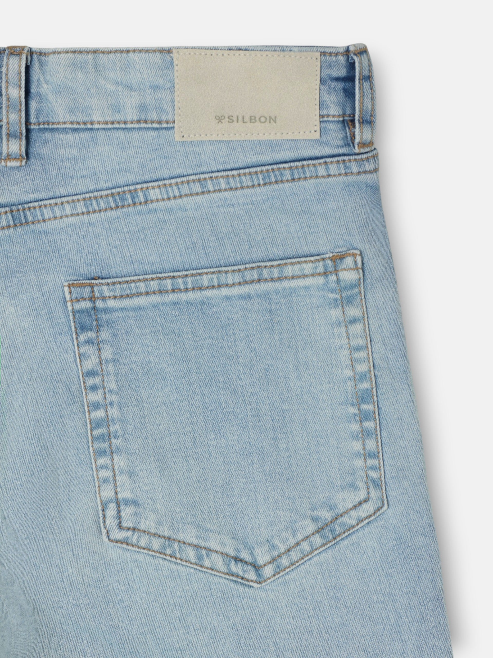 Pantalon sport denim azul claro
