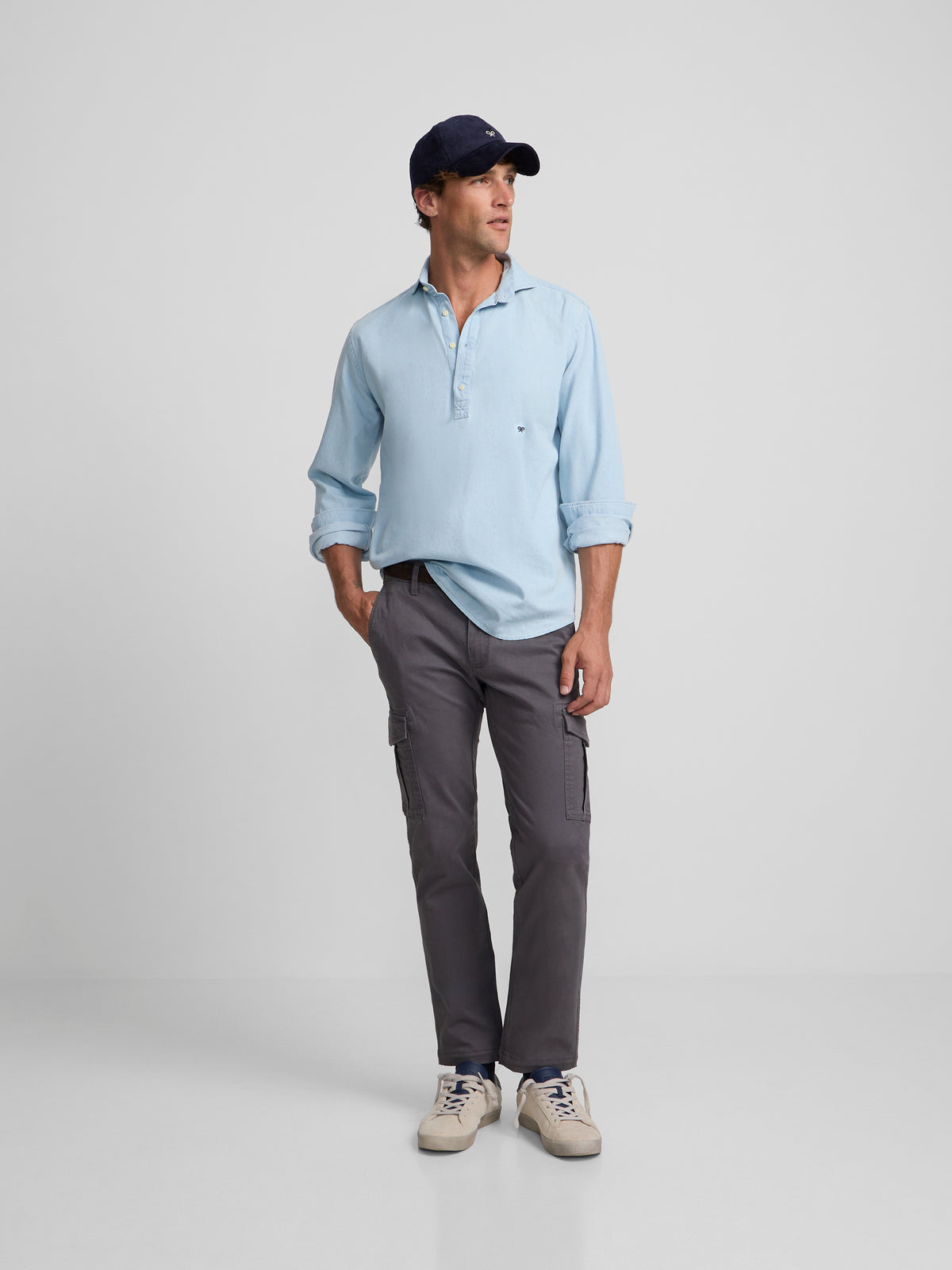 Pantalon sport cargo gris marengo