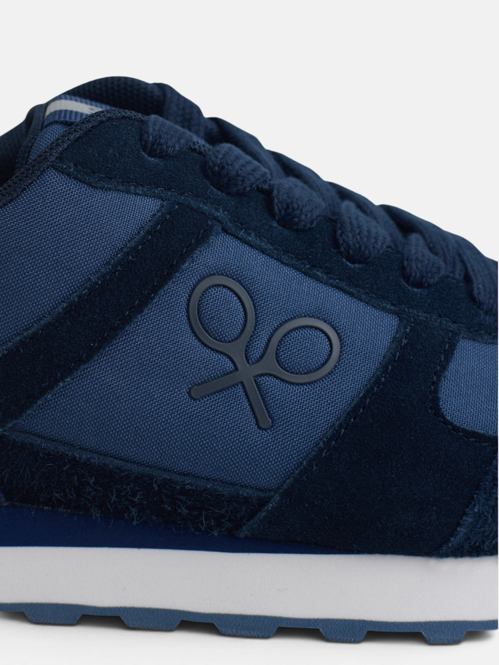 Zapatilla urban style azul marino