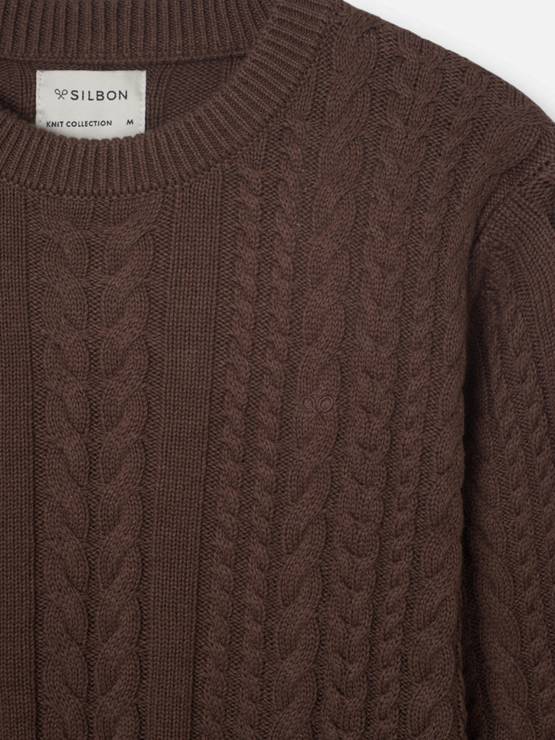 Pull torsadé marron