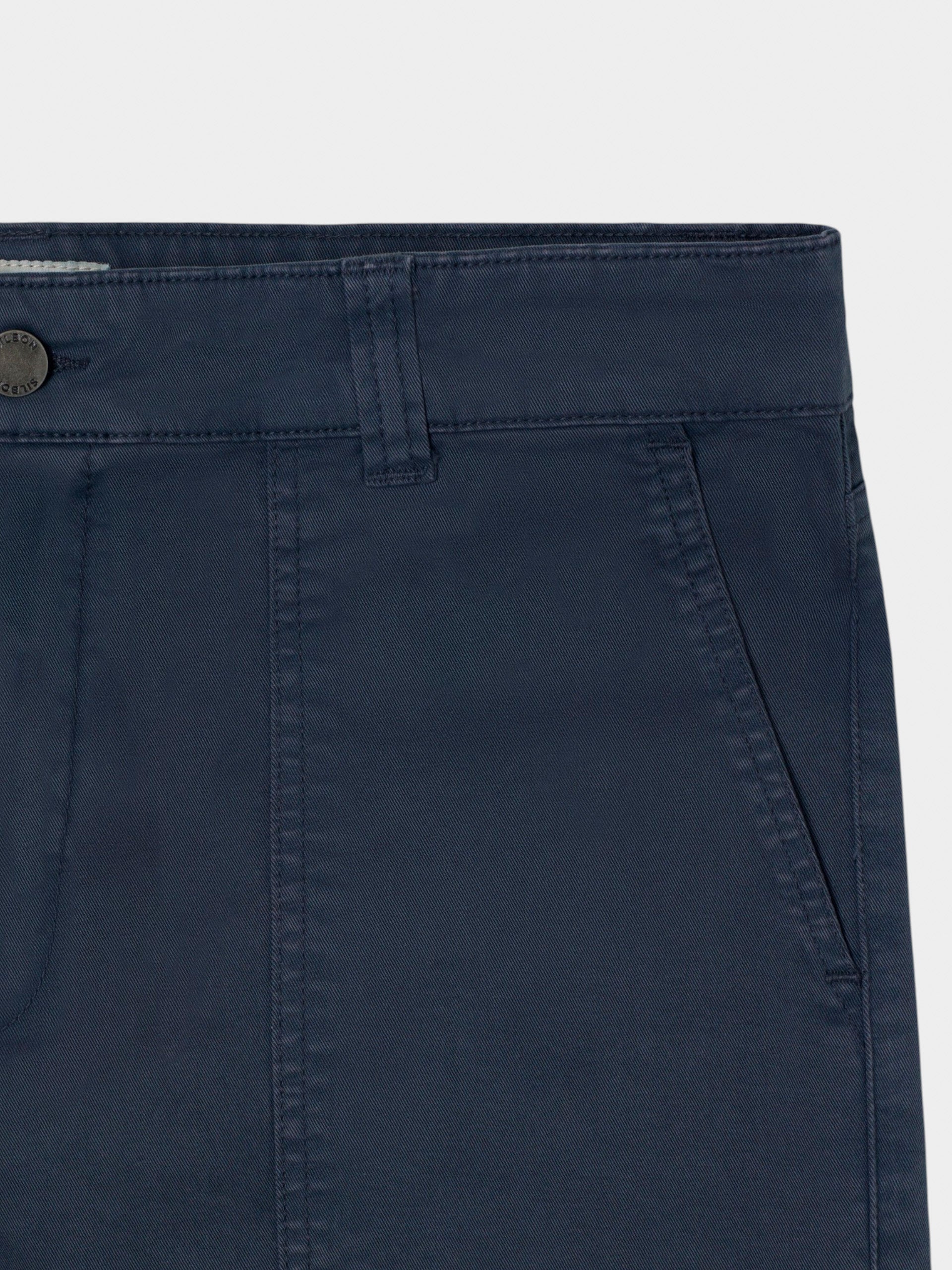 Pantalon sport cruise bolsillo parche azul oscuro