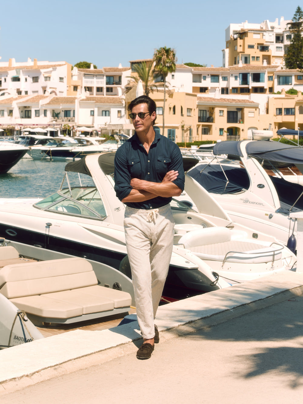 Pantalon sport cruise rayas azules