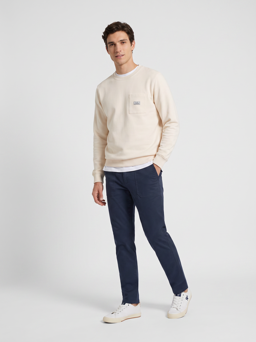 Sweat-shirt poche étiquette crème