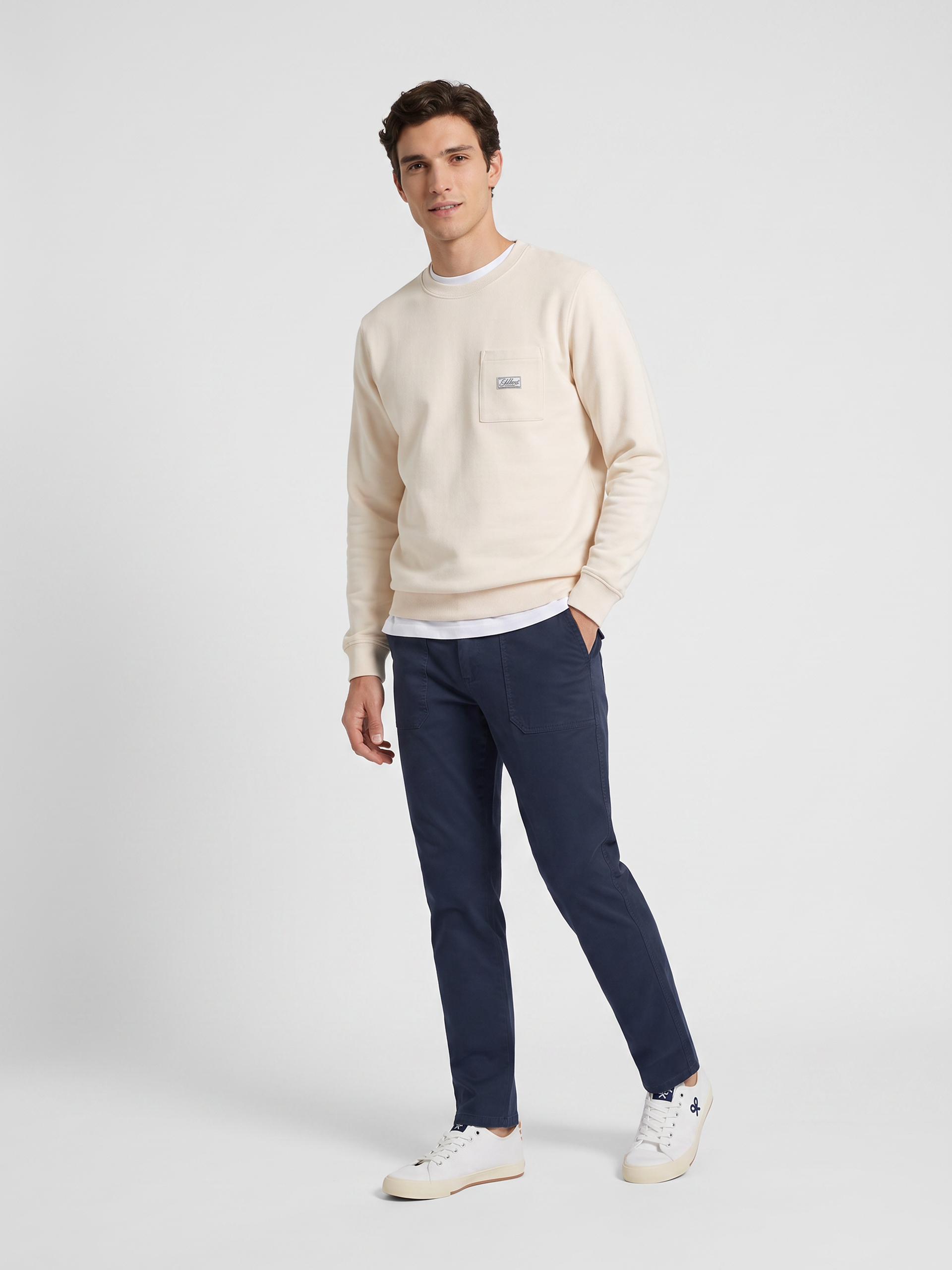 Sweat-shirt poche étiquette crème