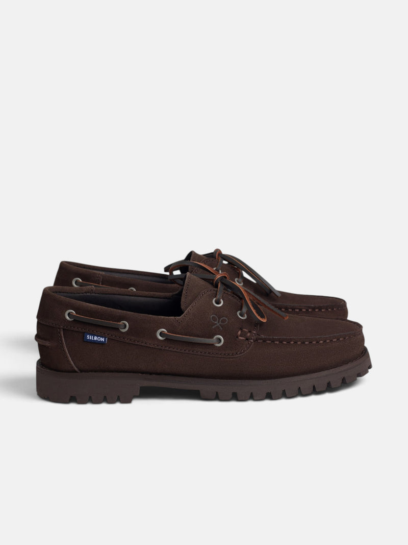 Chaussure bateau en daim marron foncé