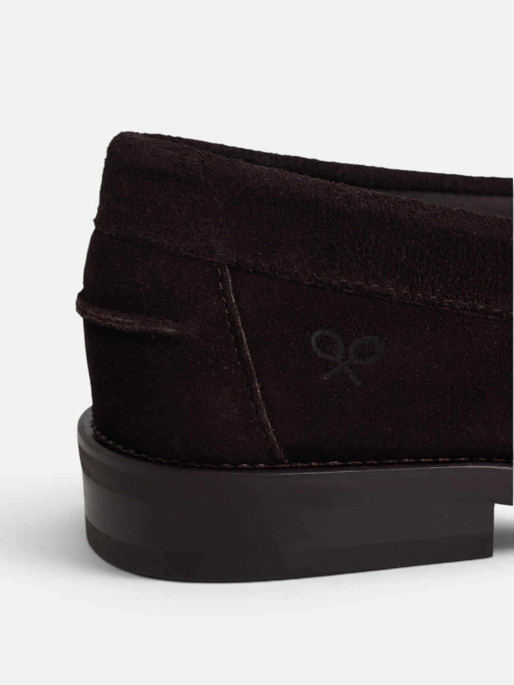 Zapato mocasin ante marron claro