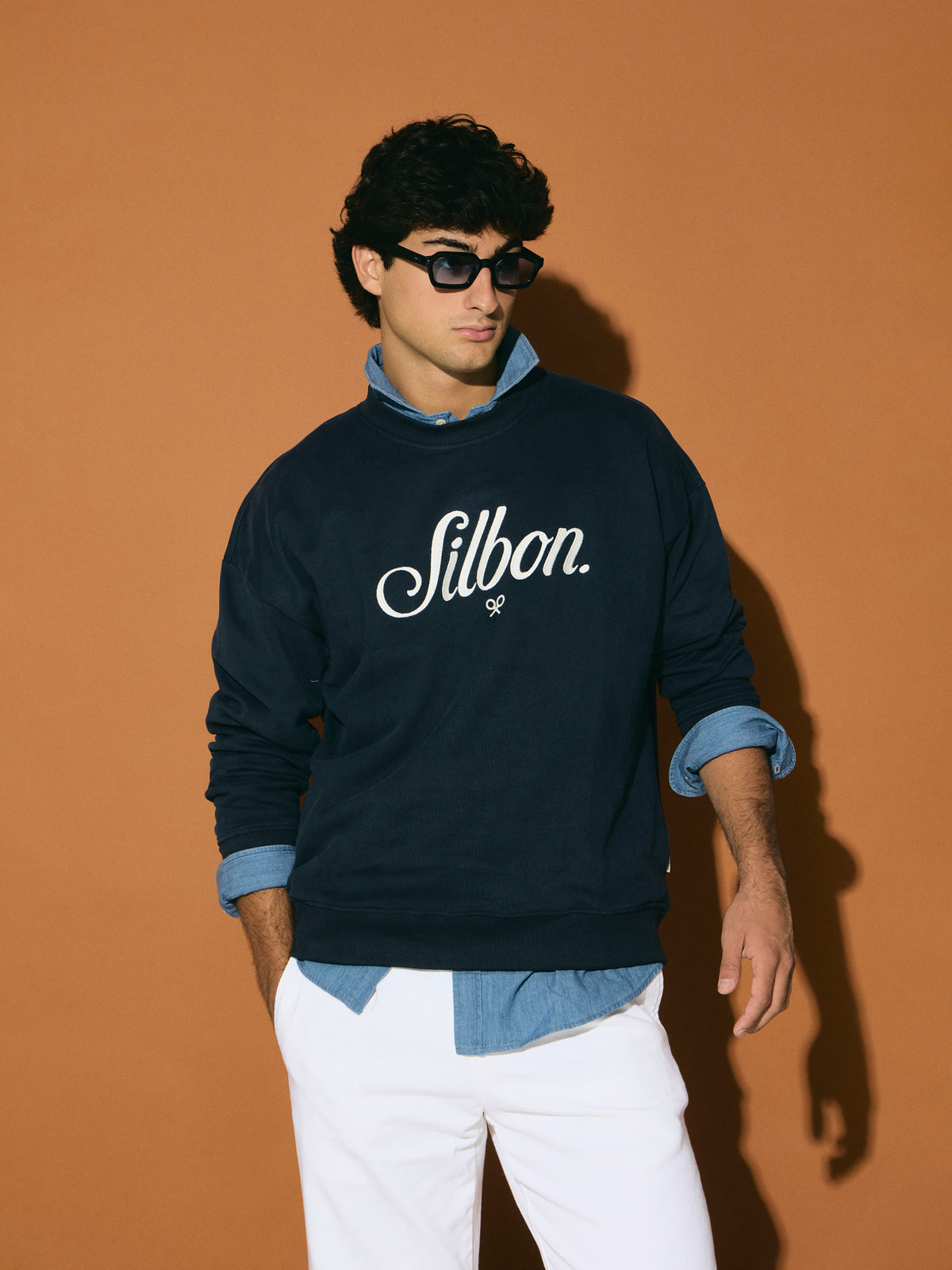 Sweat-shirt coupe décontractée Silbon brodé bleu marine