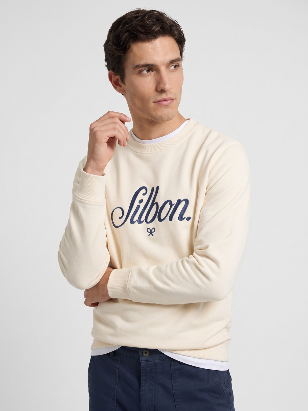Sweat-shirt coupe décontractée Silbon brodé crème