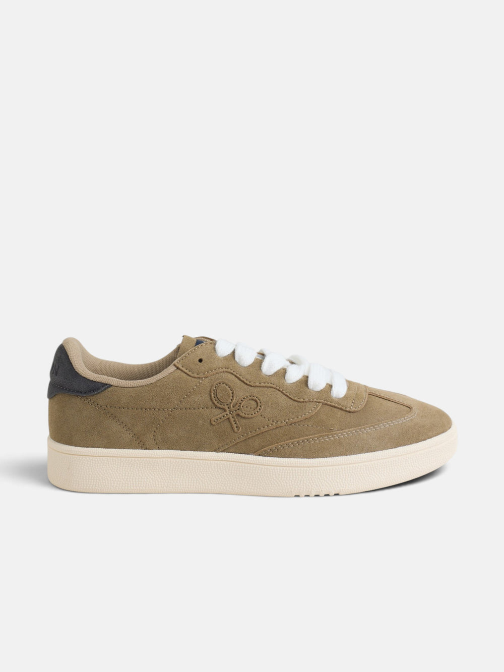 Zapatilla casual serraje verde