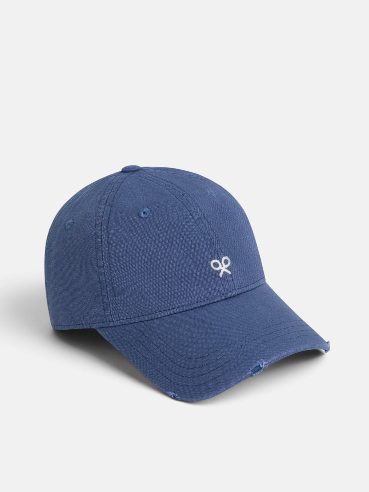 Boné azul-marinho com raquetes bordadas
