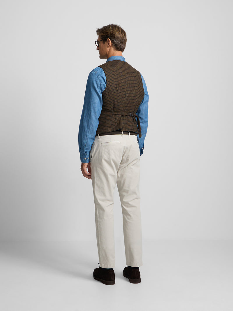 Brown houndstooth pocket vest
