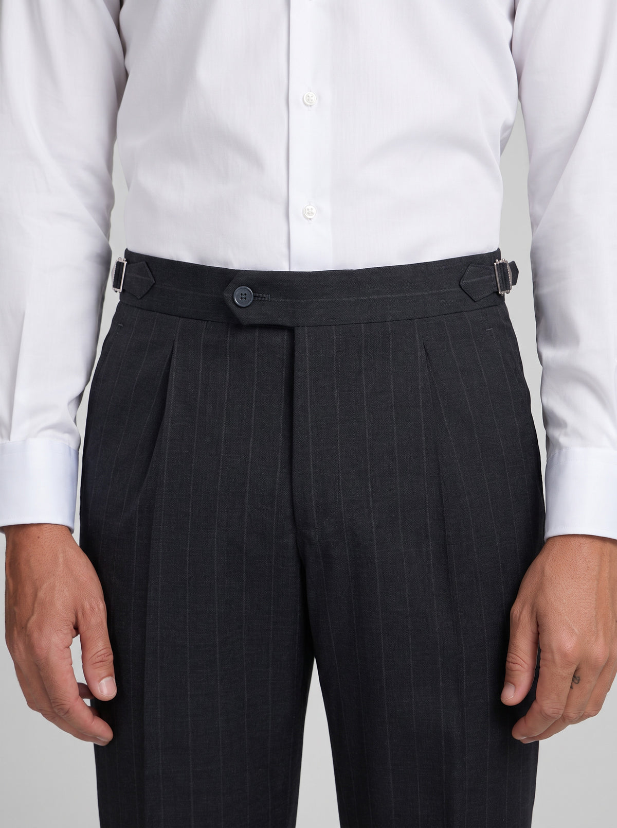 Pantalon traje raya diplomatica gris