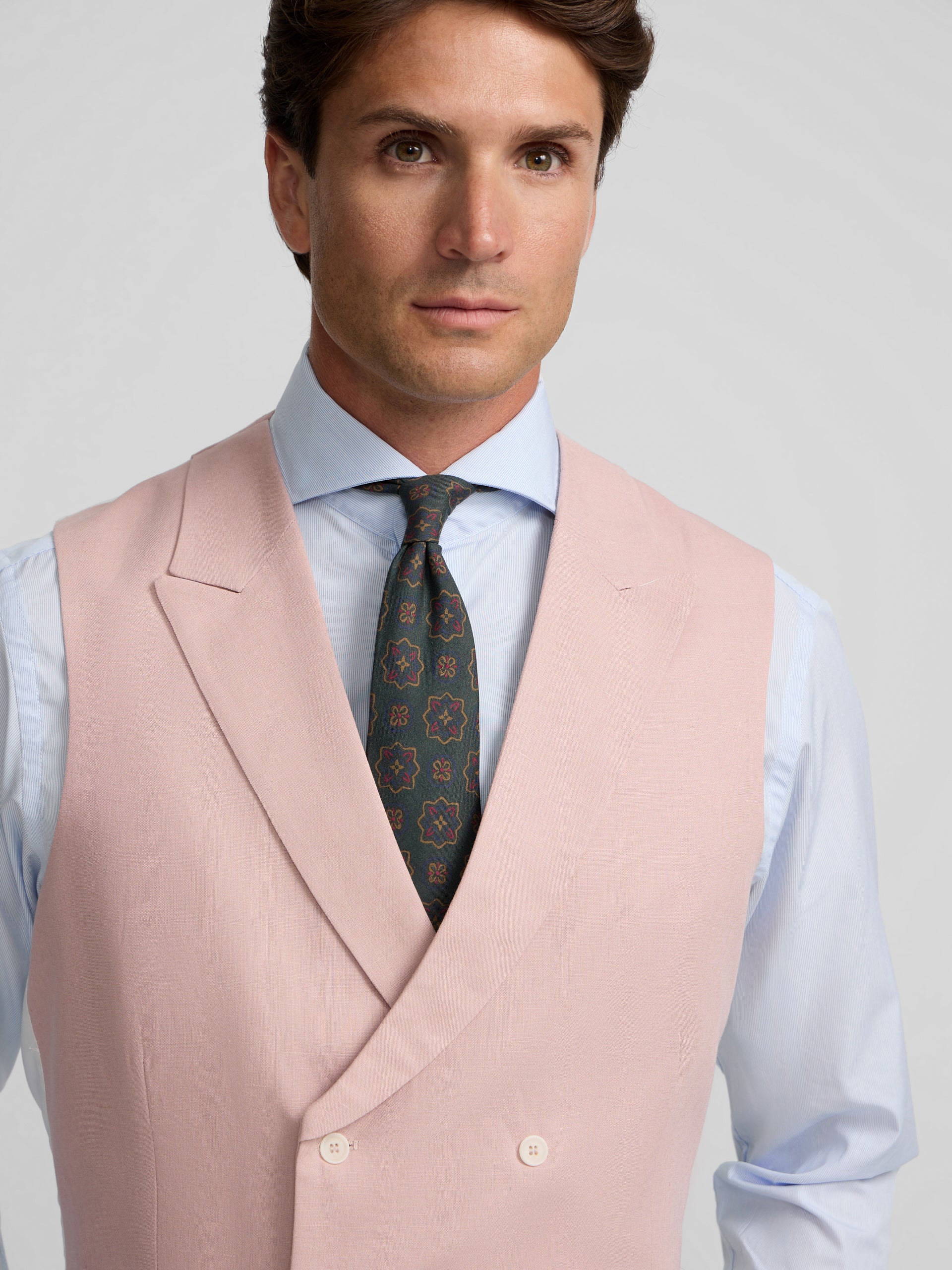 Chaleco chaque cuello clasico coral