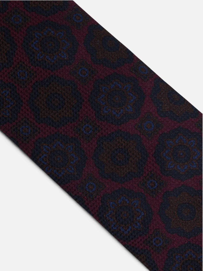 Corbata corona burdeos