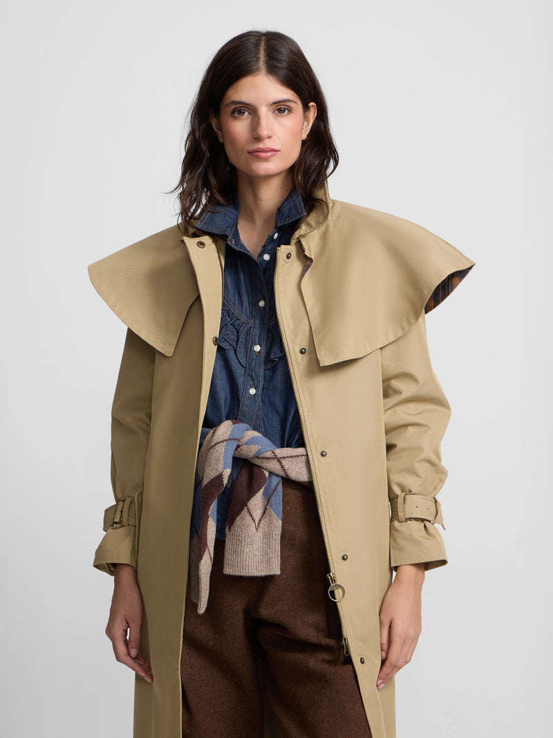 Gabardina larga capa beige