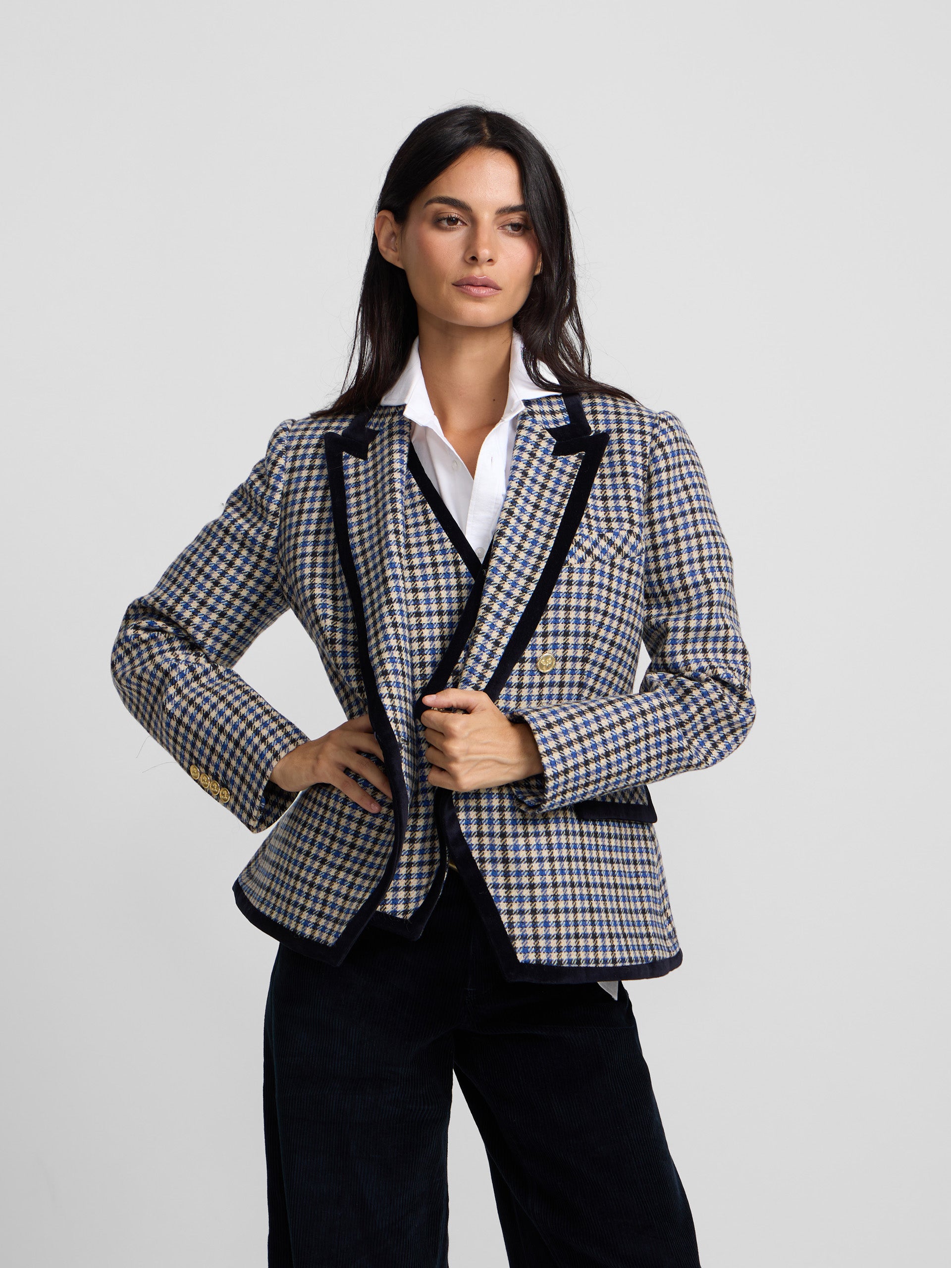 Americana cruzada ribete terciopelo cuadros azul