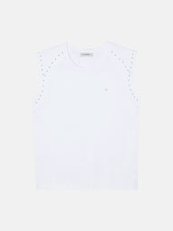 Camiseta mulher ombreiras detalhe tachas branca